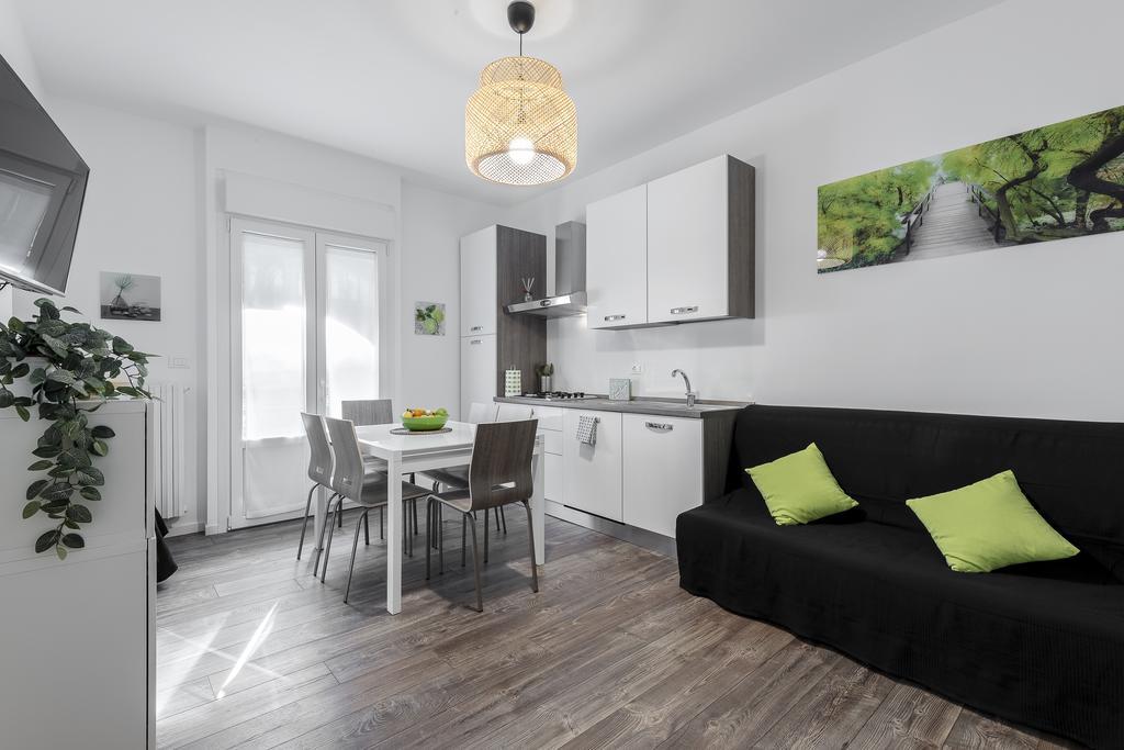 Stayeasy Filzi11 - 3 Bedrooms, 2 Baths - Station Apartment