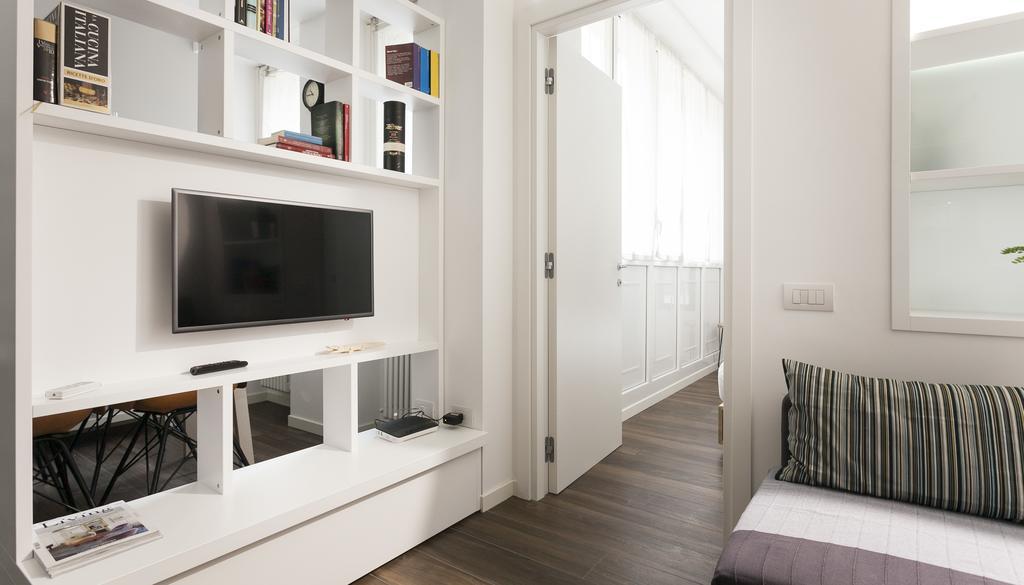 Italianway-magenta Apartment *