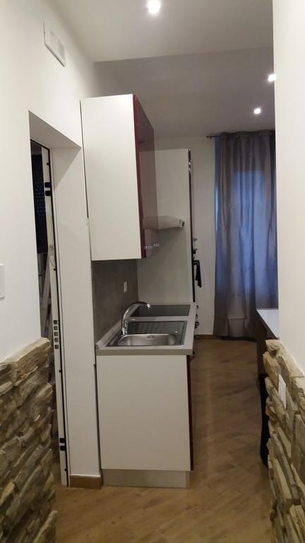 Livings Lazzaroni * Milan