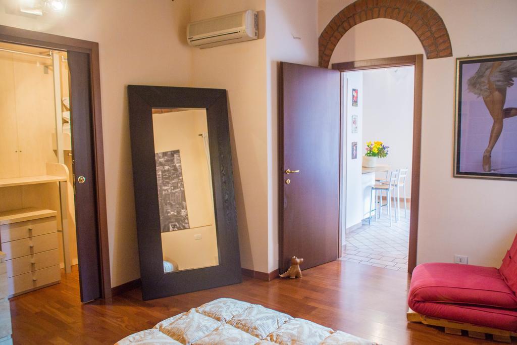 Ancient Apartment *
