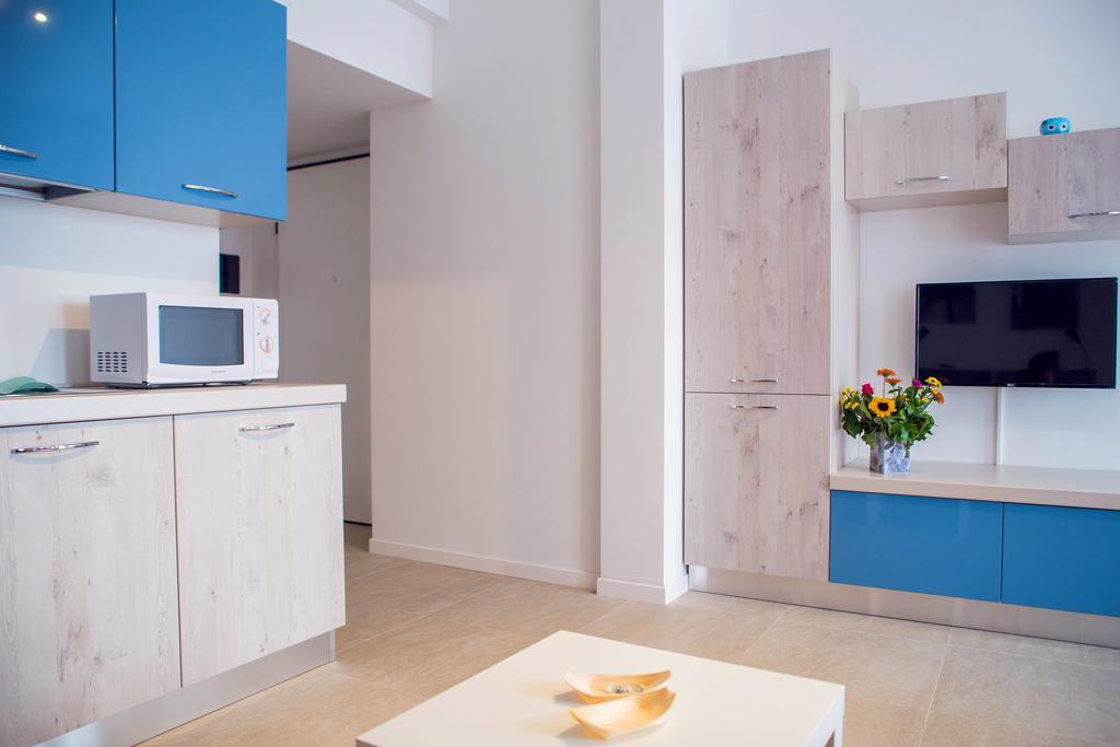 Loreto - Colorful Studio