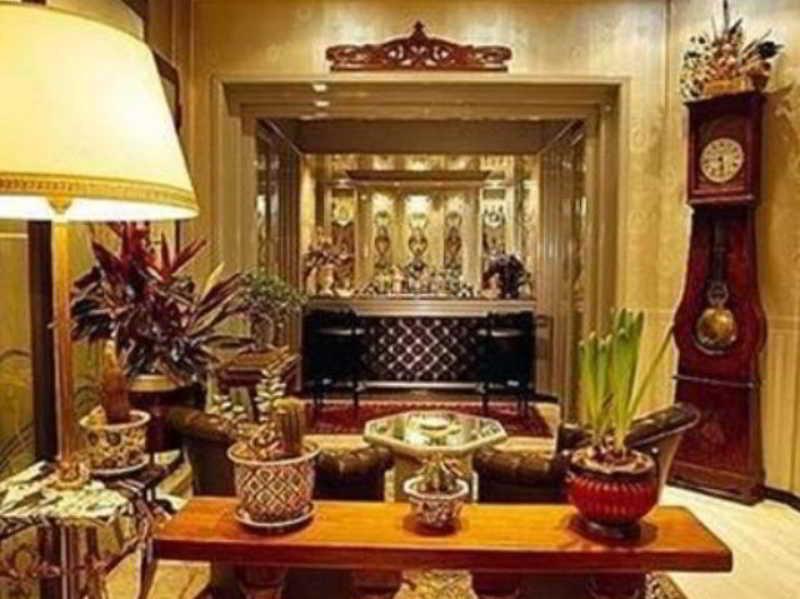 Jr Bocconi Hotel 4*