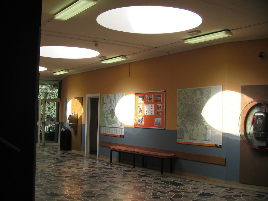 Aig Piero Rotta Hostel Milan