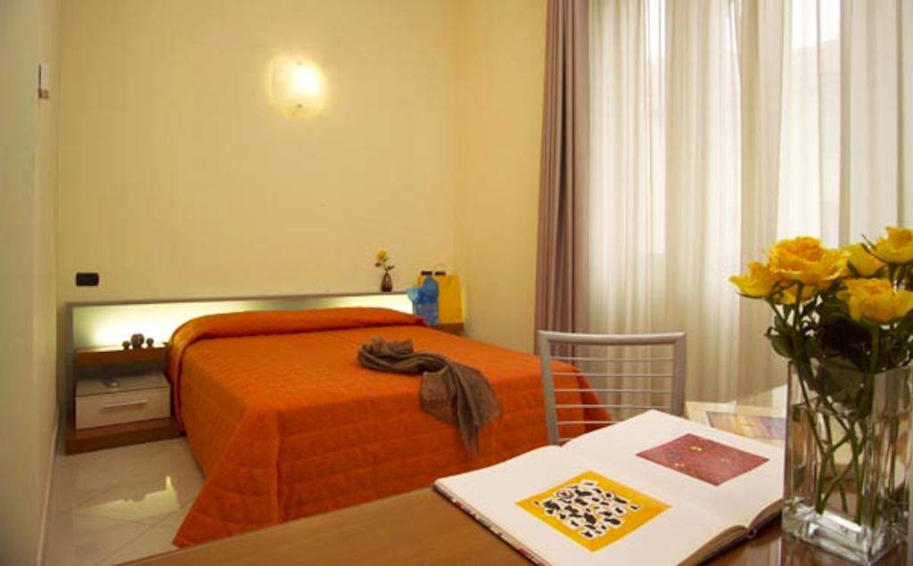 Del Corso 3* Milan