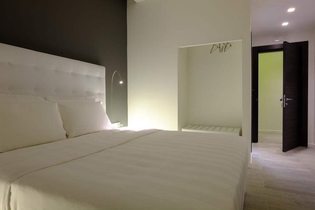 Made To Measure Business Guest house