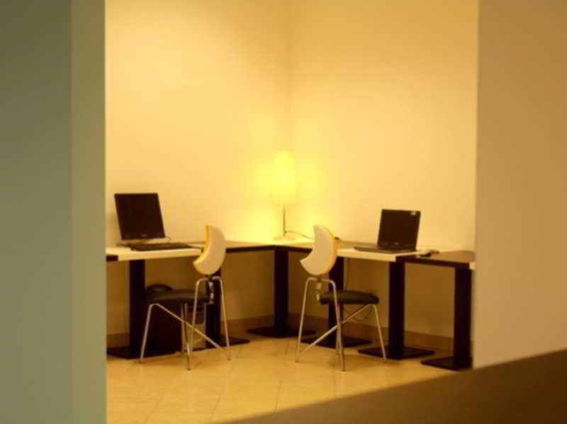 New Generation Chic Sempione Hostel *