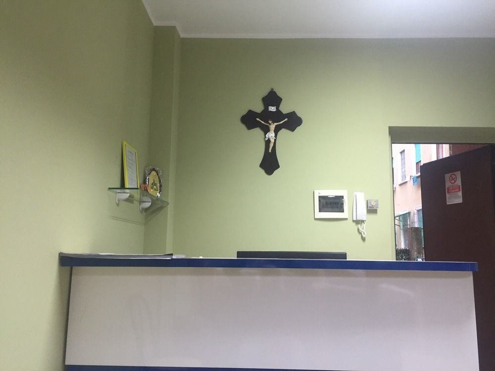Mrhostel Hostel