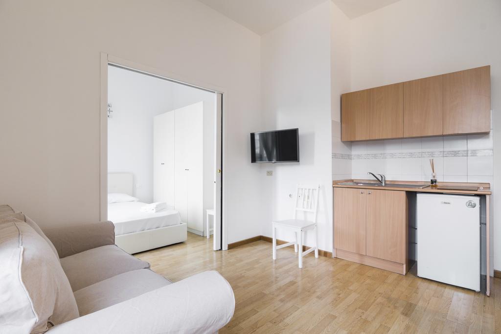 Apartment Cadorna Center Studio-by Flatscollection *