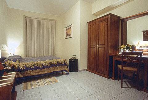 Pavone Hotel 3*
