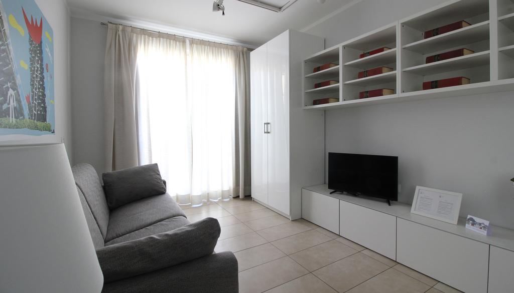 Italianway-b7 Apartamento *