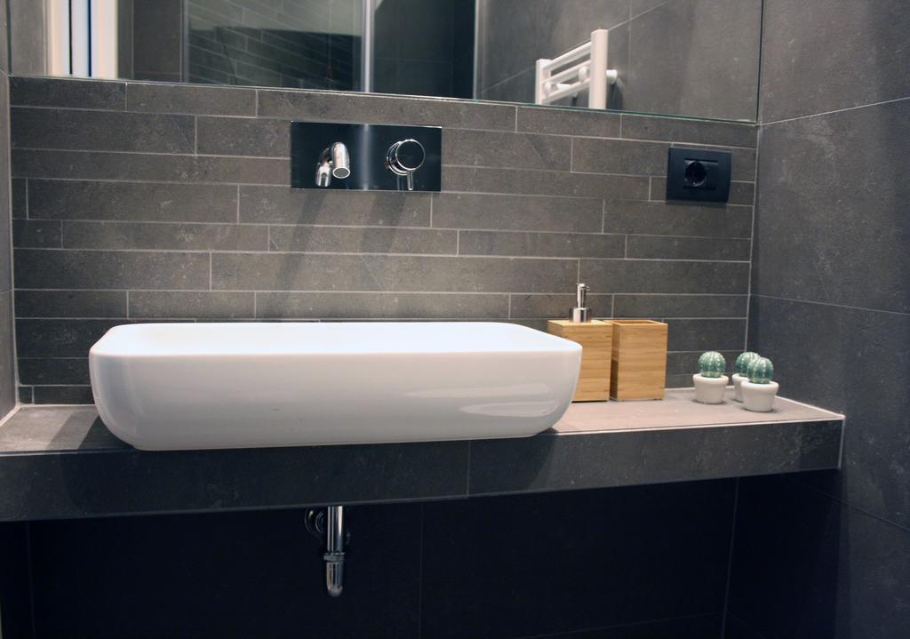 Apartment Navigli - Via Tortona Milan