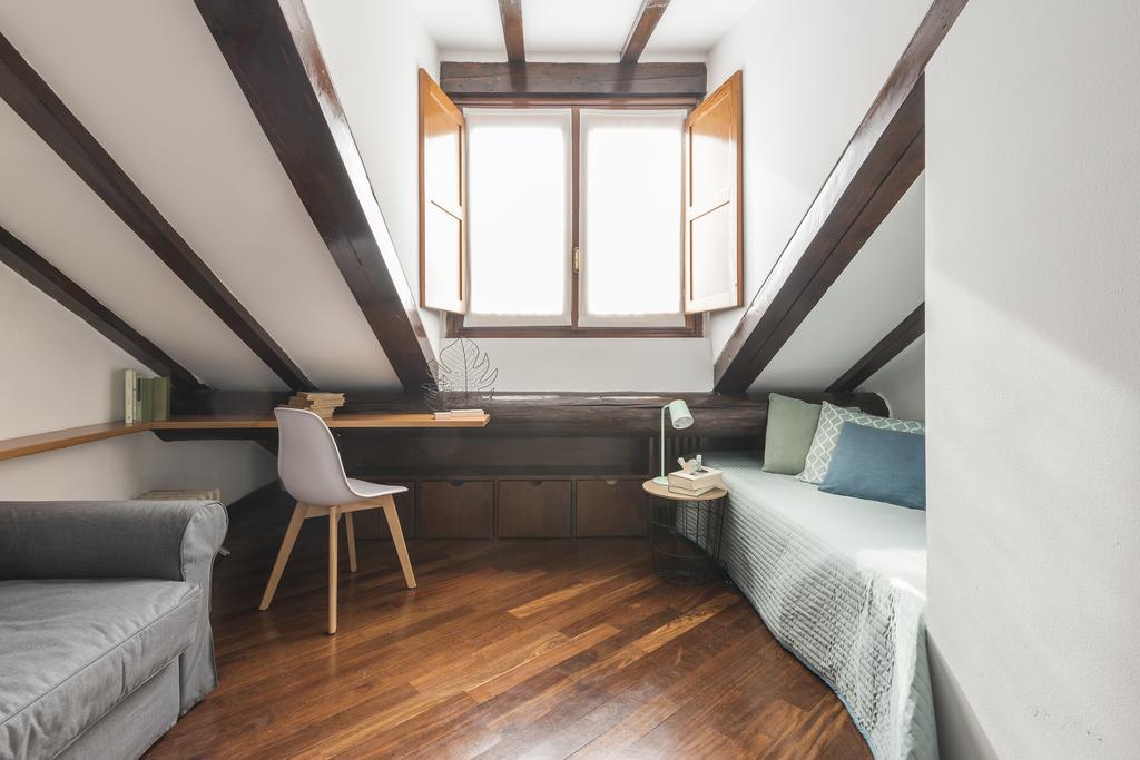 Porta Ticinese - Rentclass Mansarda Apartment *