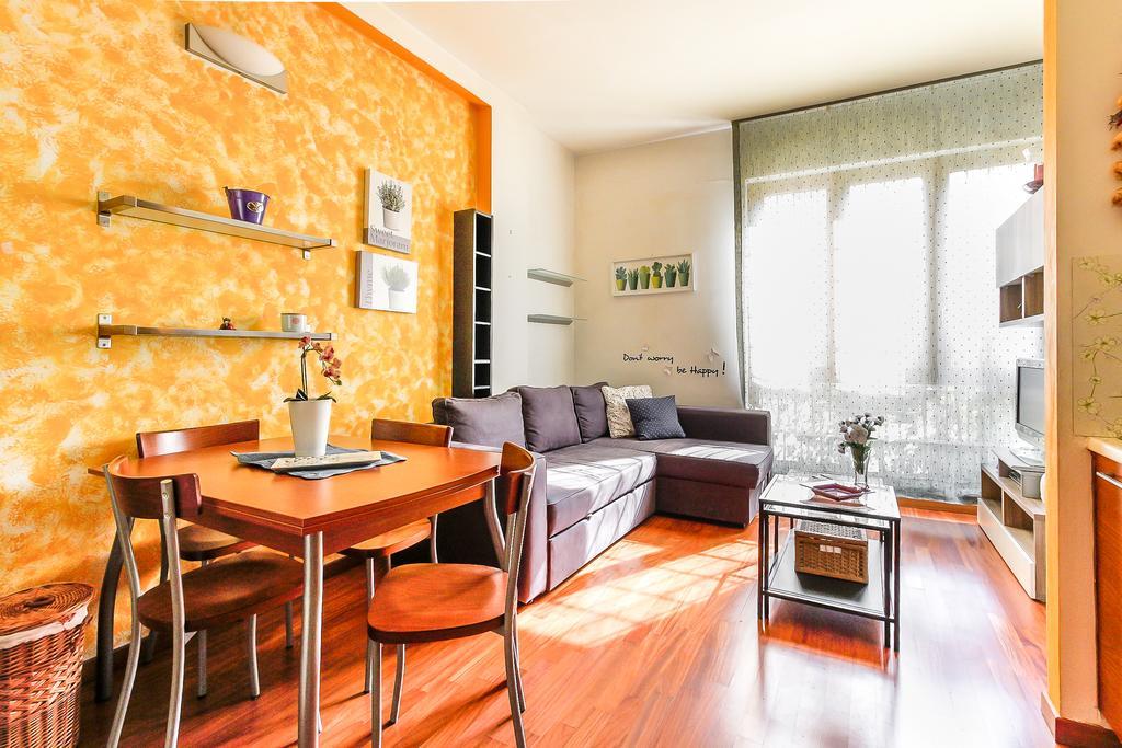 Apartment Alessia's Flat- Lorenteggio