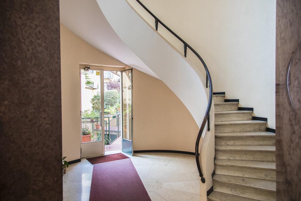 Hemeras Boutique Homes - Design Flats Near The City Center *