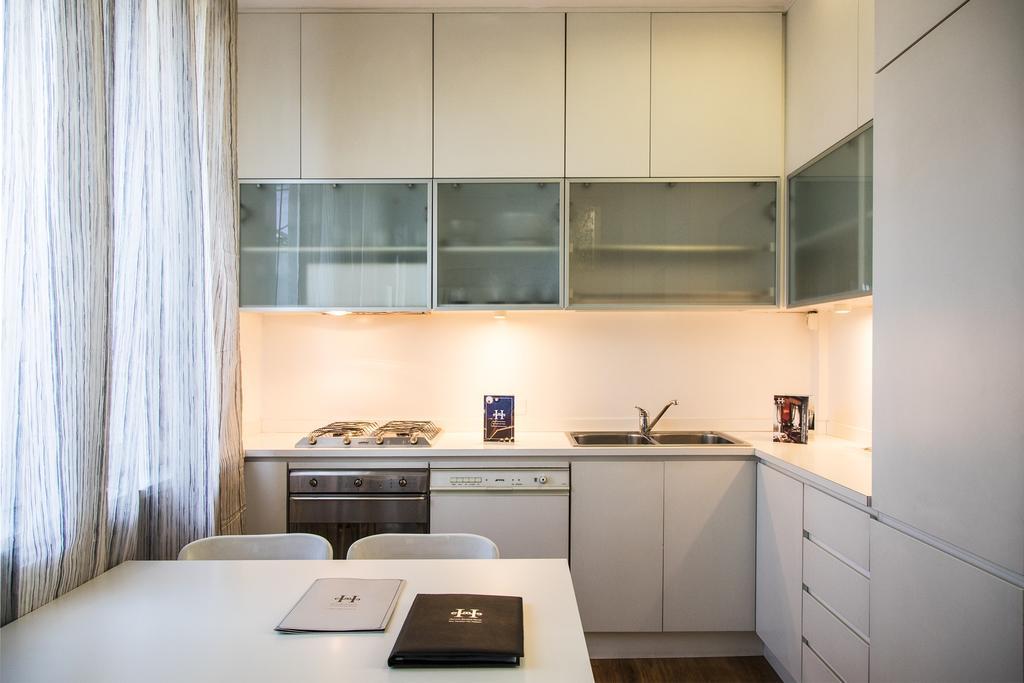 Hemeras Boutique Homes - Design Flats Near The City Center *