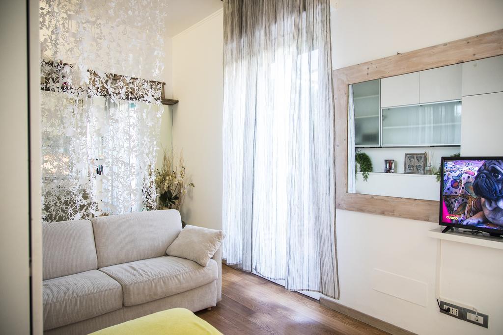 Hemeras Boutique Homes - Design Flats Near The City Center * Milan