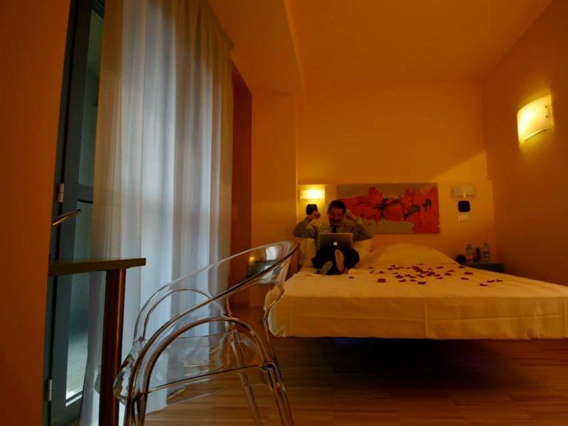 Mihotel Milan
