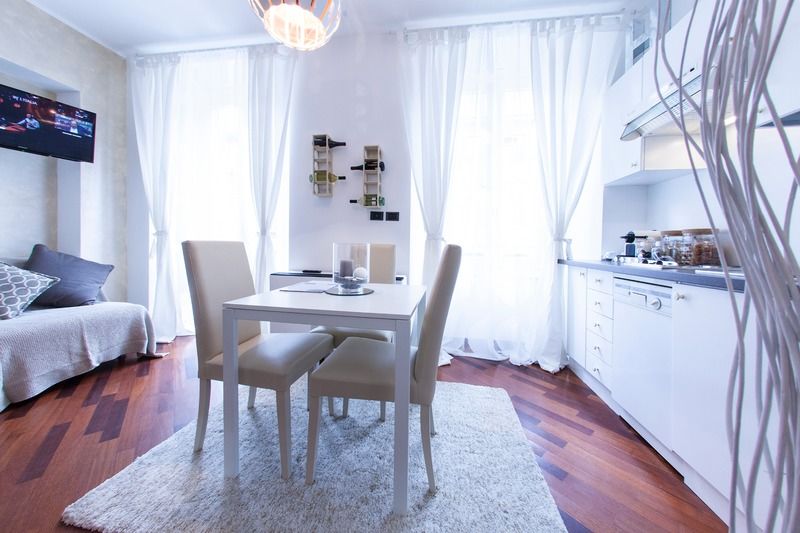 Hemeras Boutique Homes - Design In Center Apartment