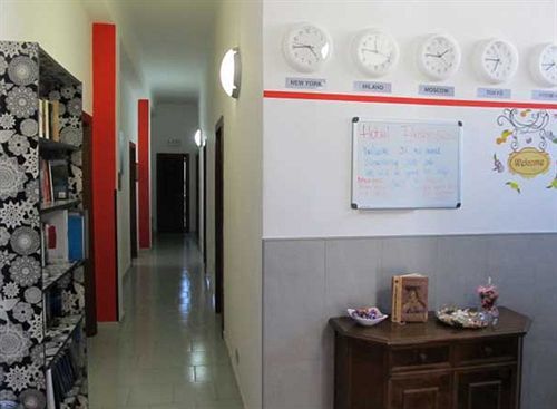 Ambrosiana Hotel *