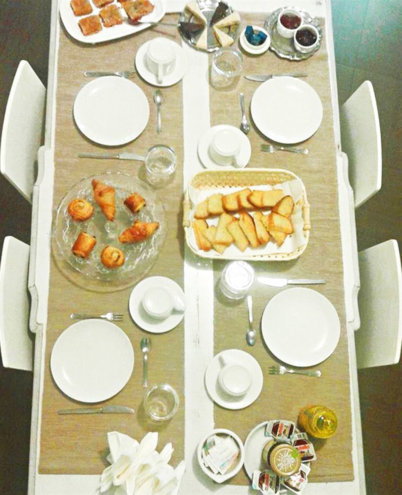 Room Inn 2* Milan
