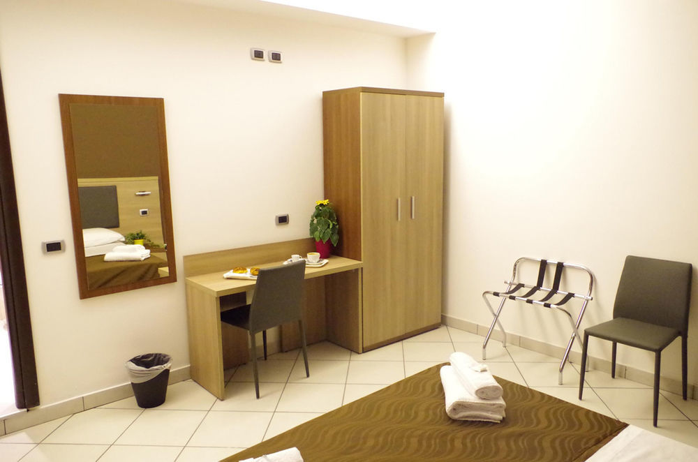 Centrale Hotel *