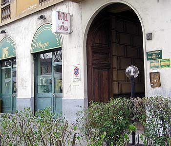 Hotel Gambara *