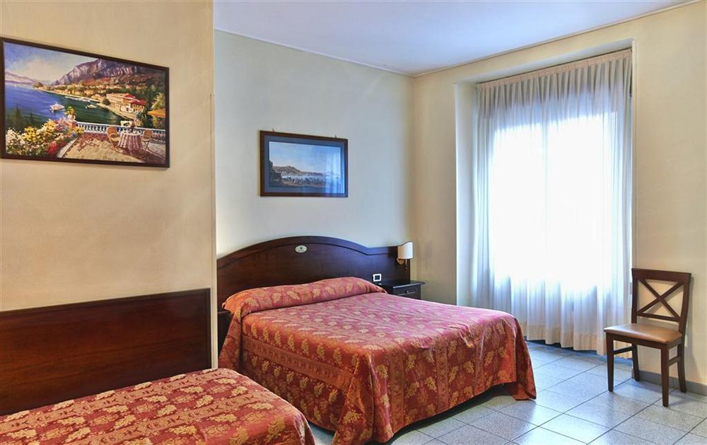 Pavone Hotel 3*