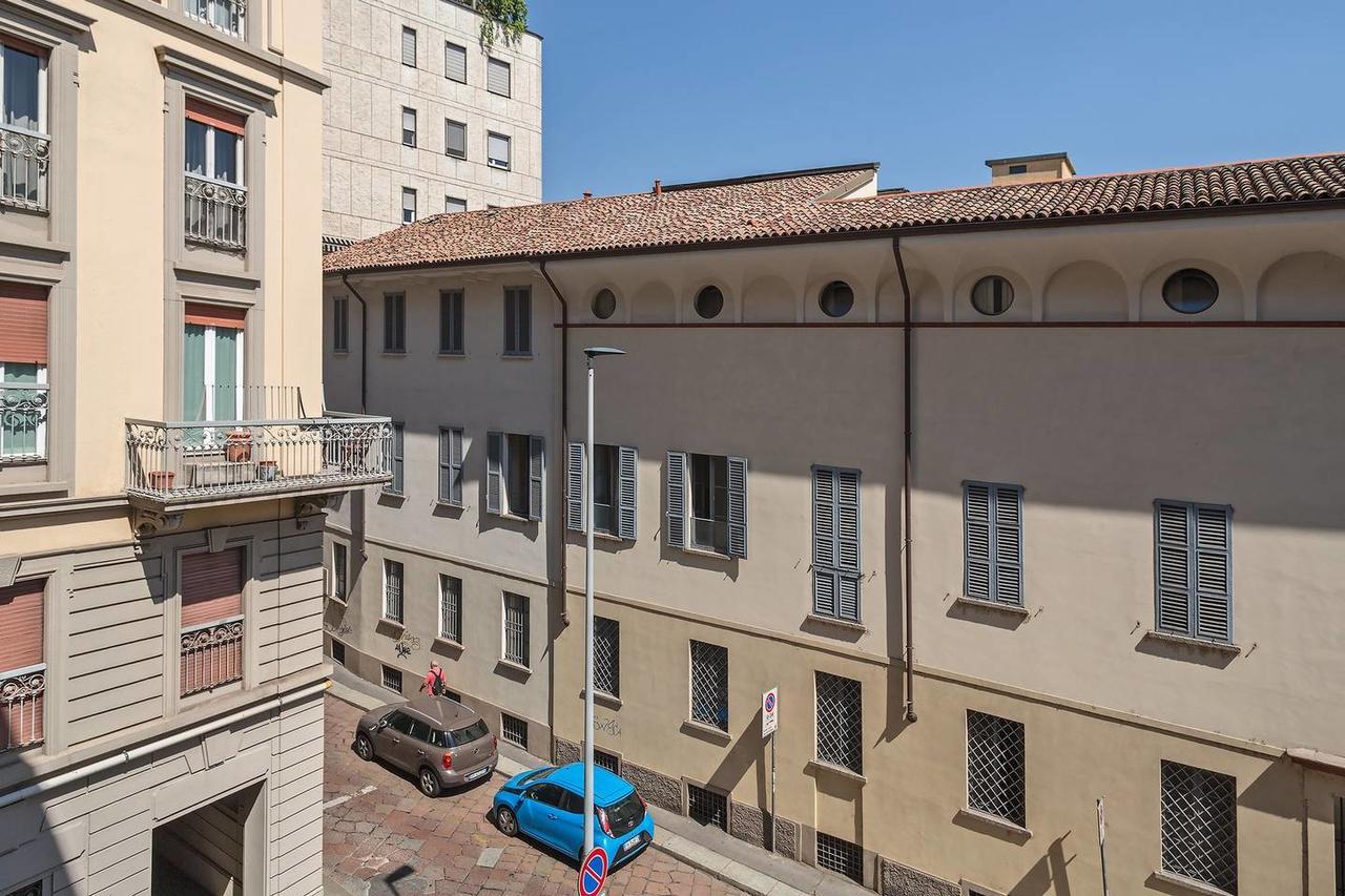 Altido Wittgens 1 * Milan