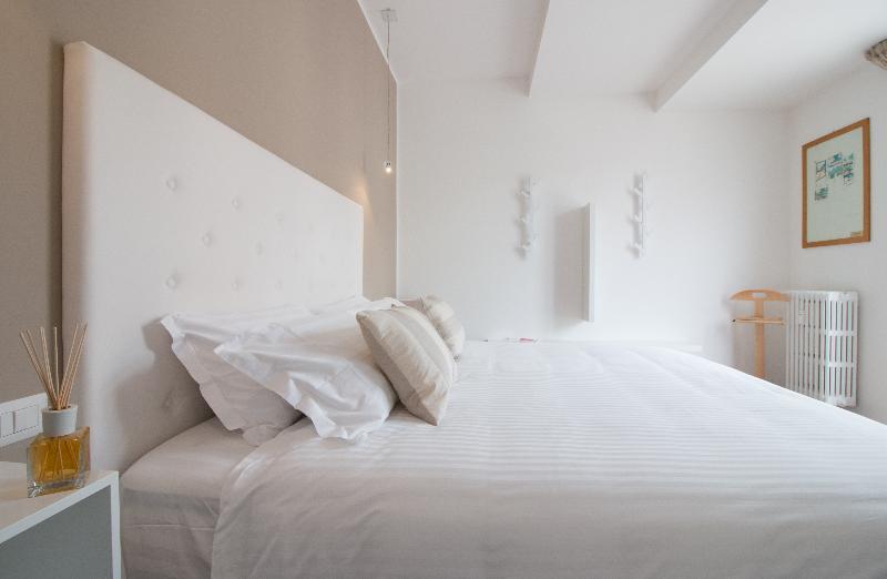 Apartment Santa Tecla Milan