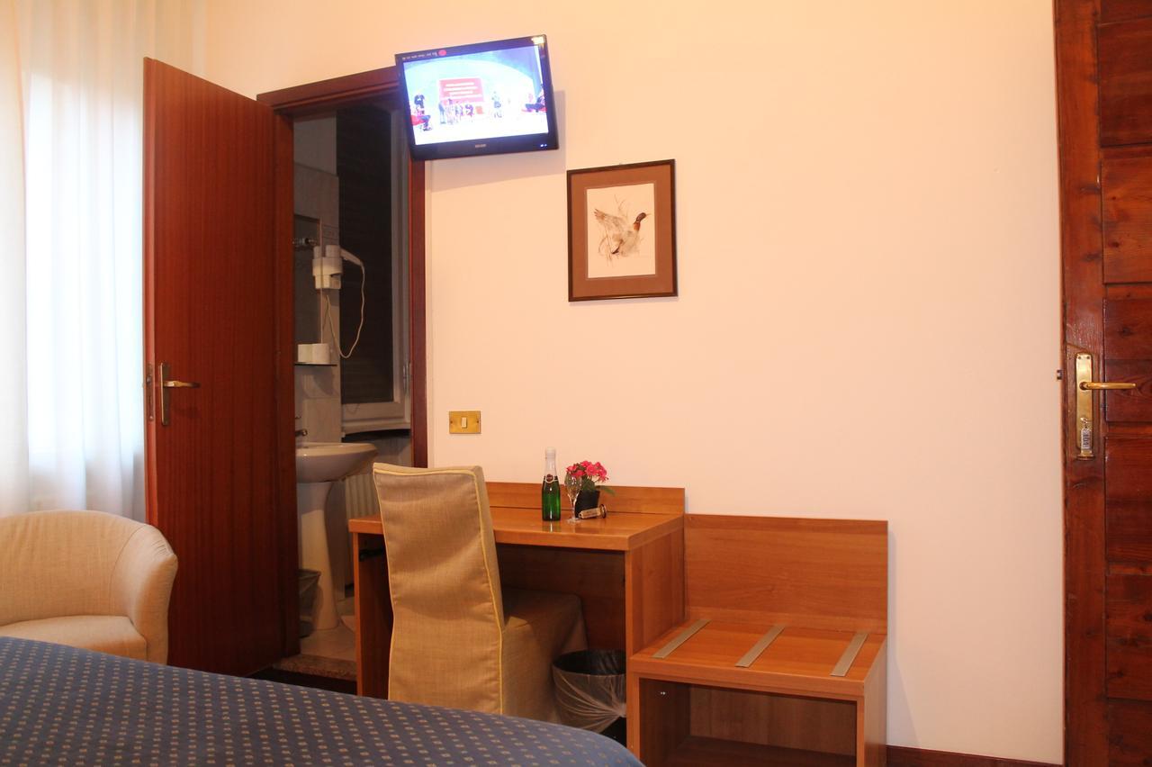 Hotel Catalani E Madrid Milan