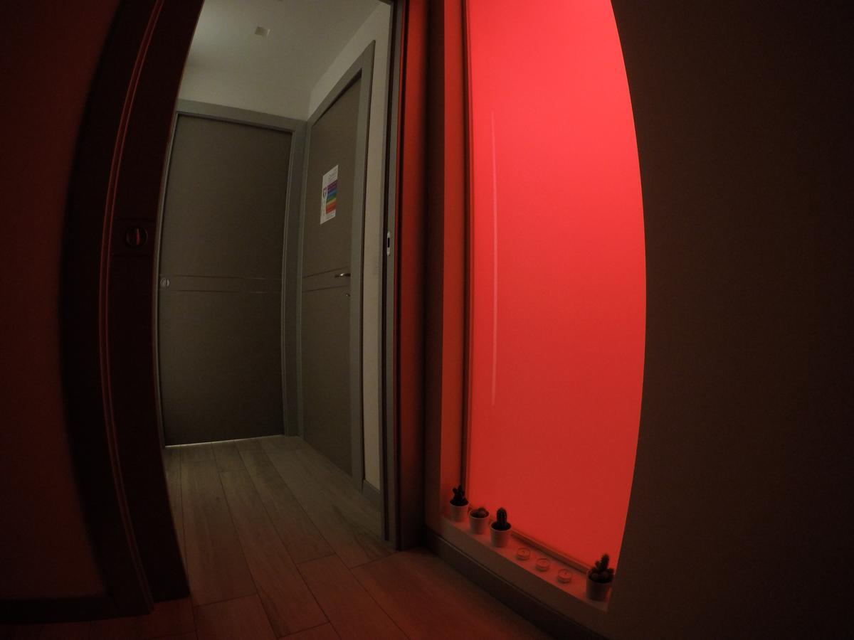 Chromotherapy House Apartment *