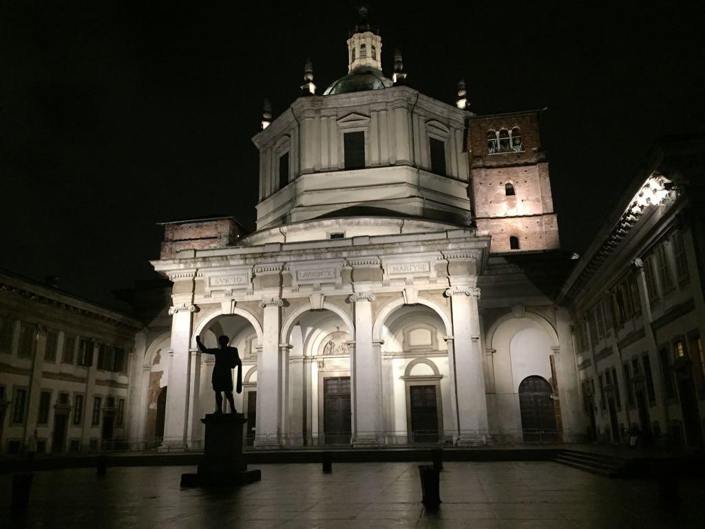 Apartment De Amicis Near Duomo