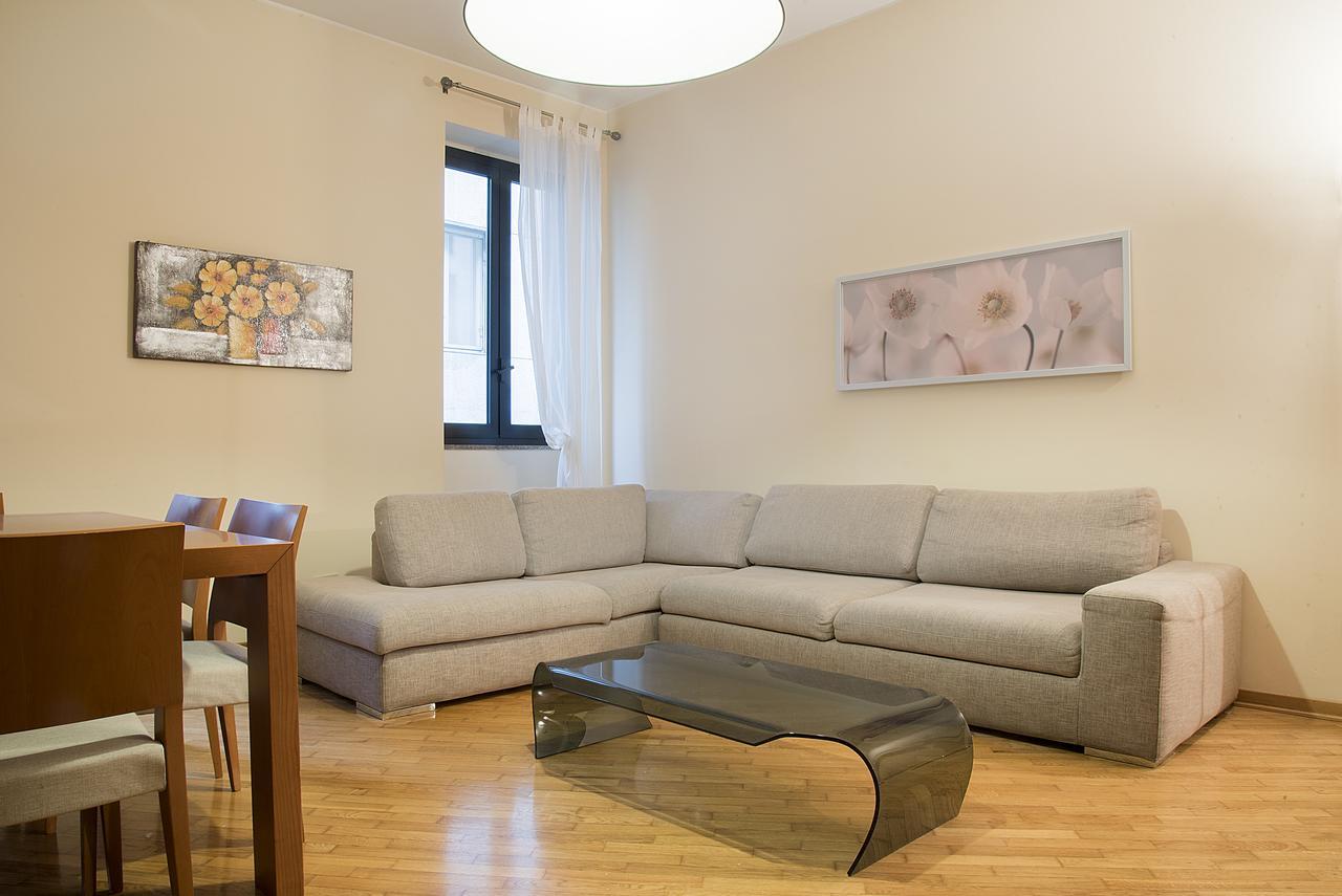 Apartment Easyhomes - San Babila Corridoni Milan