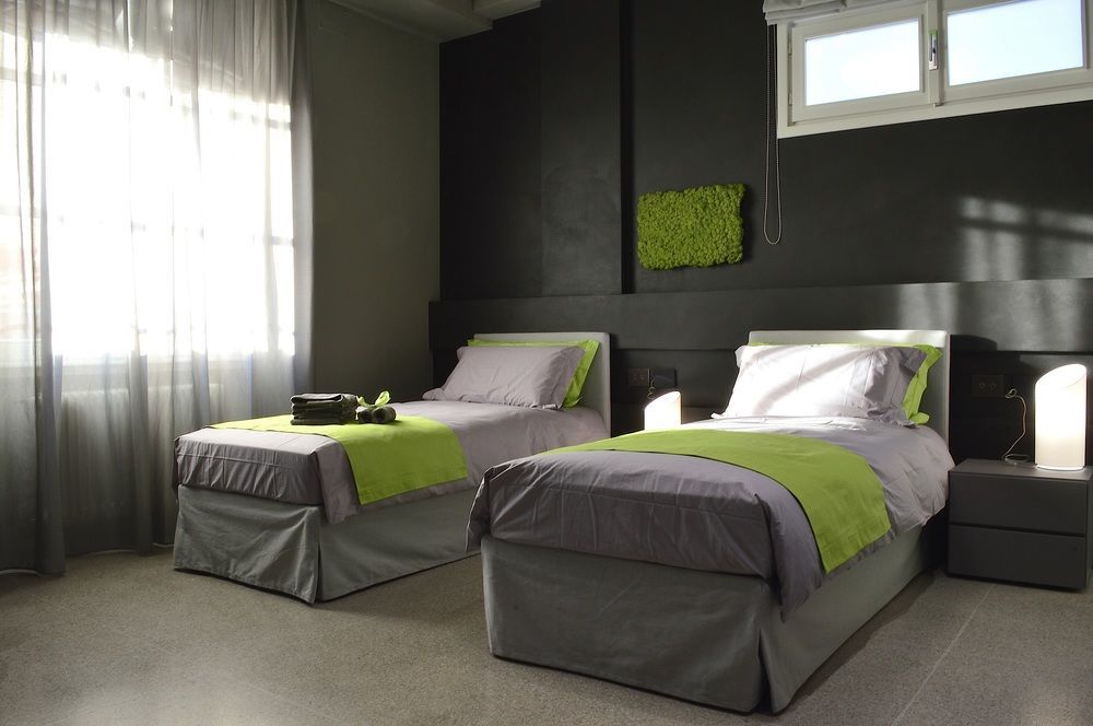 Miloft Guest Rooms And Terrace Bed & Breakfast *