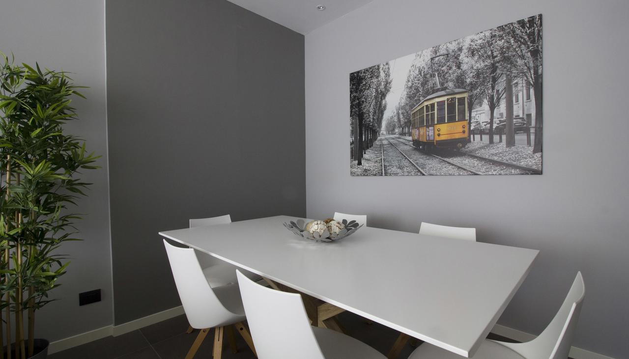 Italianway-magenta 32 Trilocale * Milan