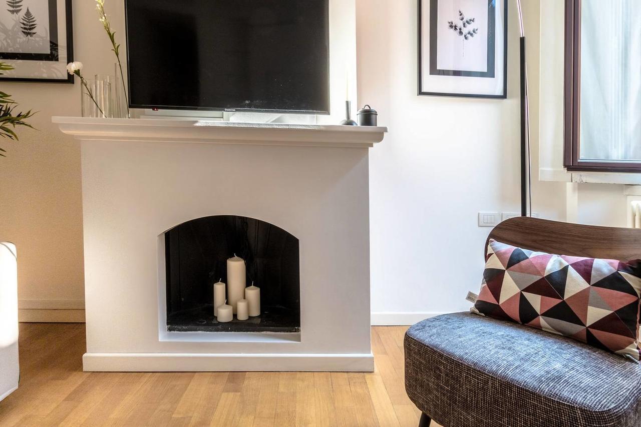 Apartment Joivy Lovely Flat For 5 Close To Sforzesco Castle Milan