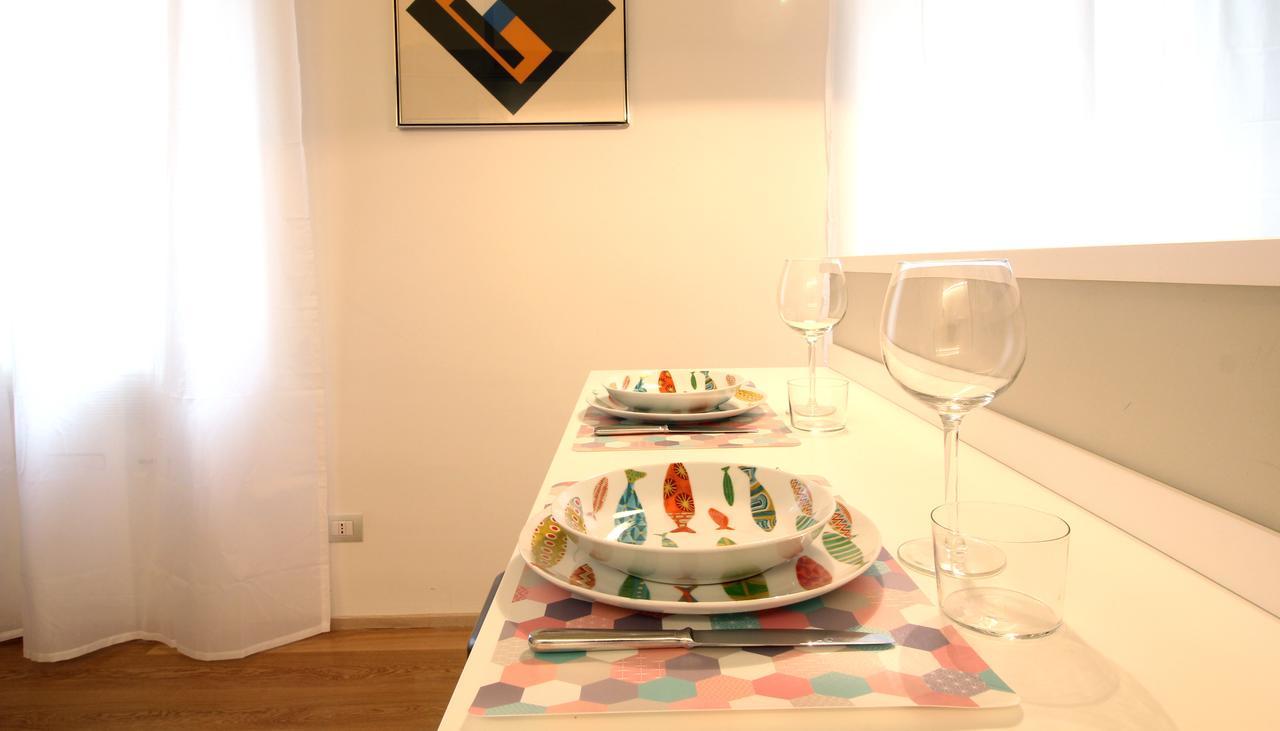 Italianway Corso San Gottardo 19 Flat * Milan