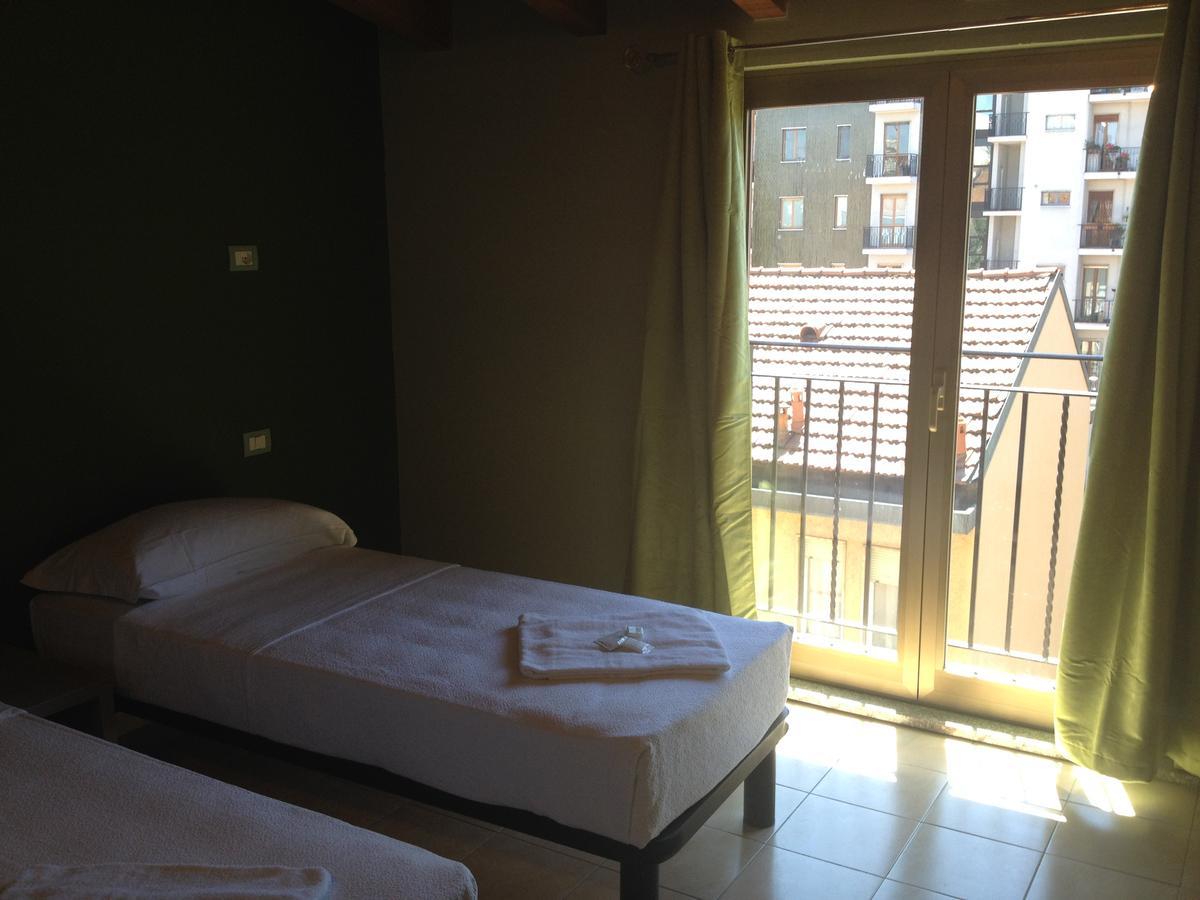 Hostel Mrhostel Milan