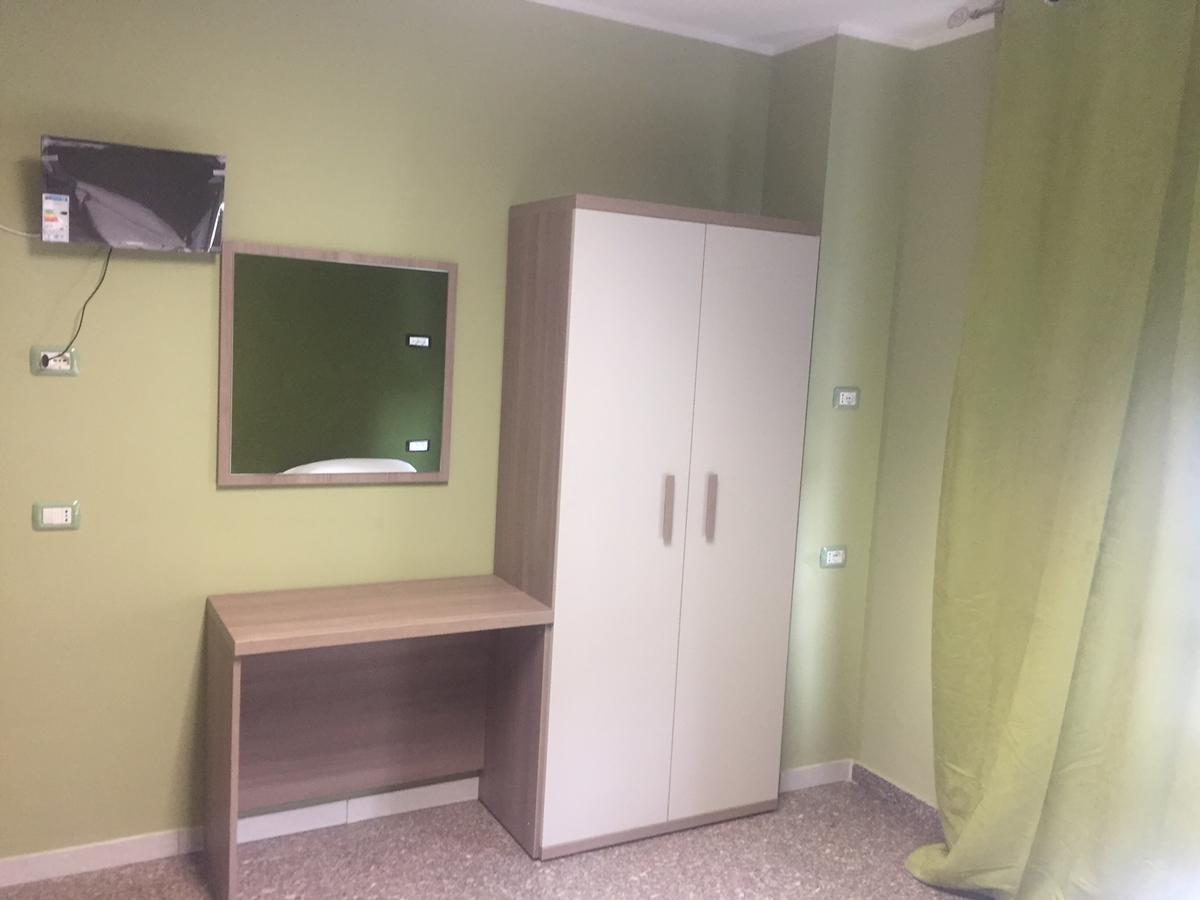 Mrhostel Milan