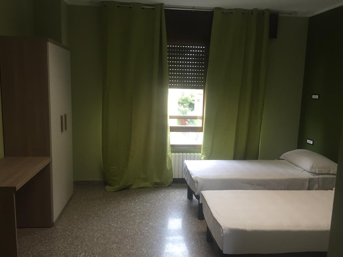 Hostel Mrhostel Milan