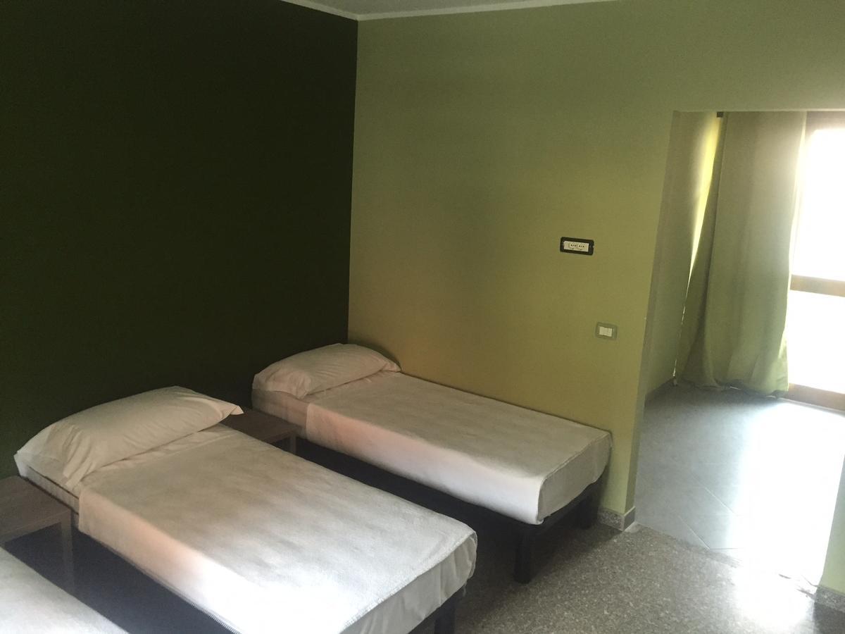 Mrhostel Milan