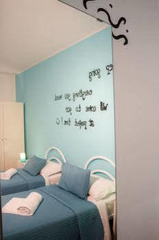 I Am Here - Gioia66 Milan
