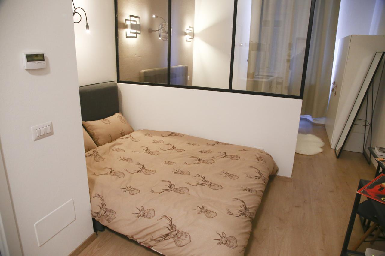 Apartment Dimora Dei Navigli Milan