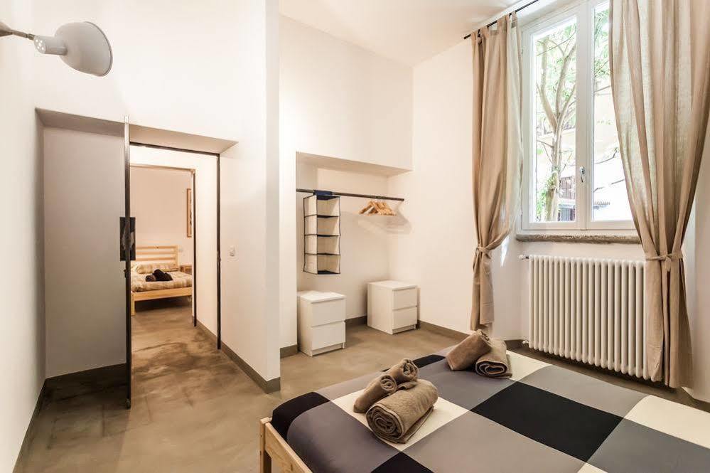 Temporary House - Sant'agostino Milão