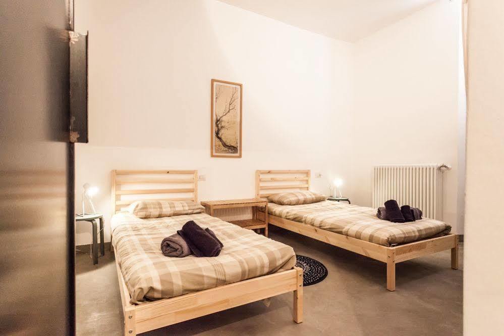 Temporary House - Sant'agostino Milão
