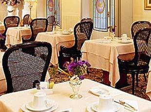 Jr Bocconi Hotel 4*