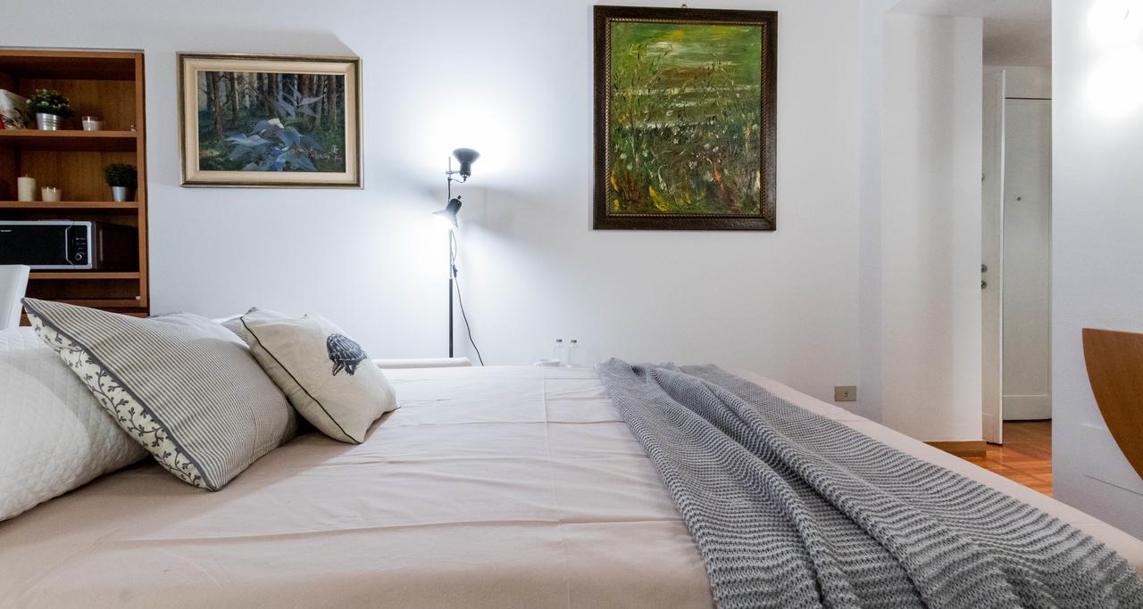 Hintown S. Fermo Apartment