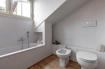 Suitelowcost - San Babila Duomo Hotel *