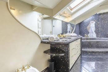 Suitelowcost - San Babila Duomo * Milan