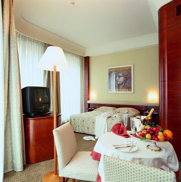 Cusani Hotel 4*
